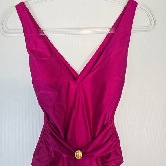 L'Agence Shimmer Solids Lisa Plunge One-Piece Swimsuit Fuchsia  Small NEW - Picture 9 of 10